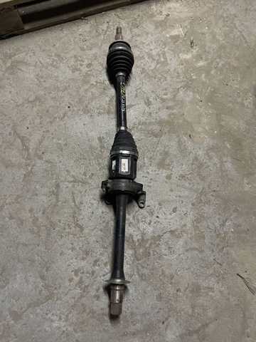 Привід правий 4341042351 TOYOTA