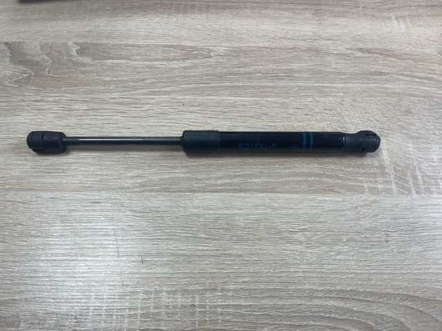 Амортизатор капота газовий 51237397493 BMW