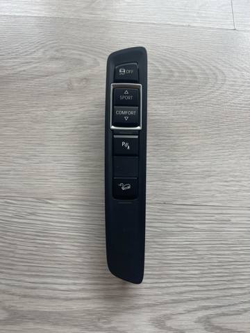 Блок кнопок центральної консолі 61319262719 BMW