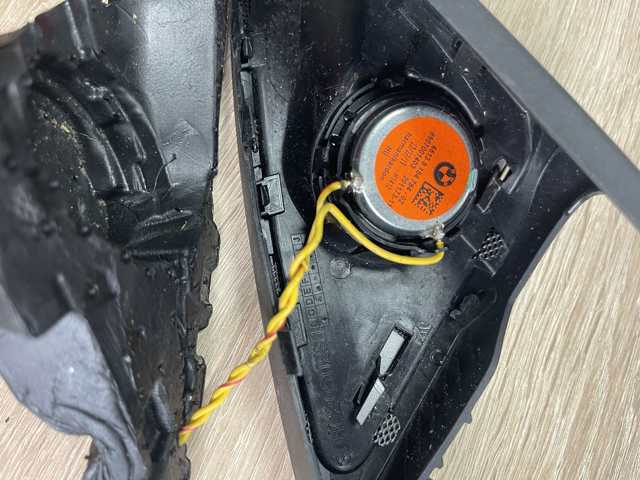 Динамік задньої полиці 65139184794 BMW