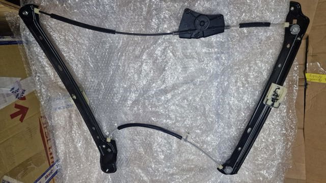 Підйомник механічний вітрового скла 3CN837461A VAG