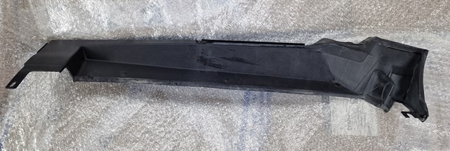 Ущільнювач арки крила 80A821169A VAG