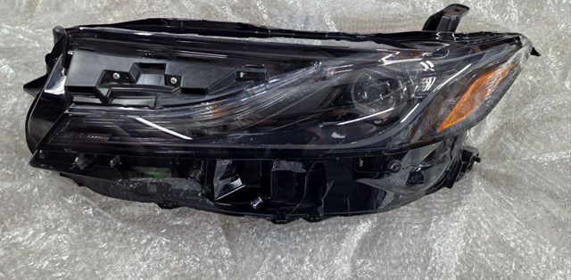 Фара ліва 81150AQ040 TOYOTA