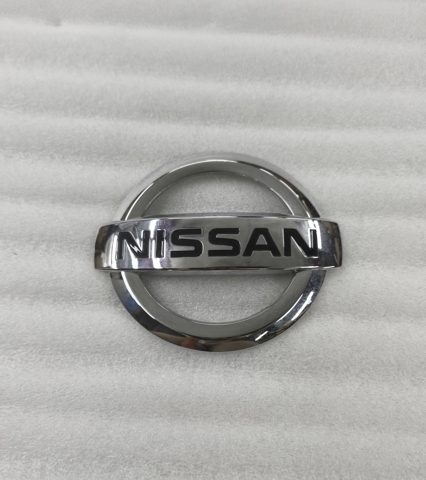 Емблема кришки багажника, фірмовий значок 848904CL0A NISSAN