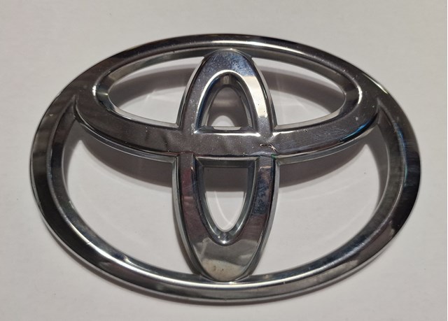 Емблема решітки радіатора 9097502100 TOYOTA