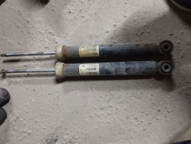 Амортизатори задні 33526852425 BMW