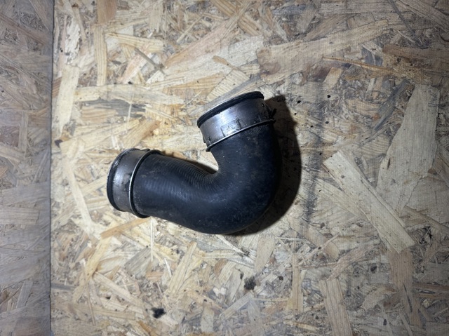 Трубка, що нагнітається 3B0145834AC VAG