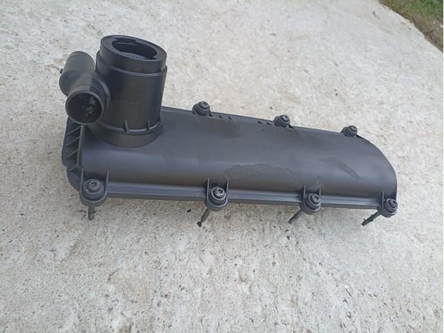Кришка клапанів 06A103469AE VAG