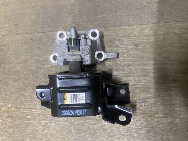 Подушка (опора) двигуна, ліва 21830G2000 HYUNDAI