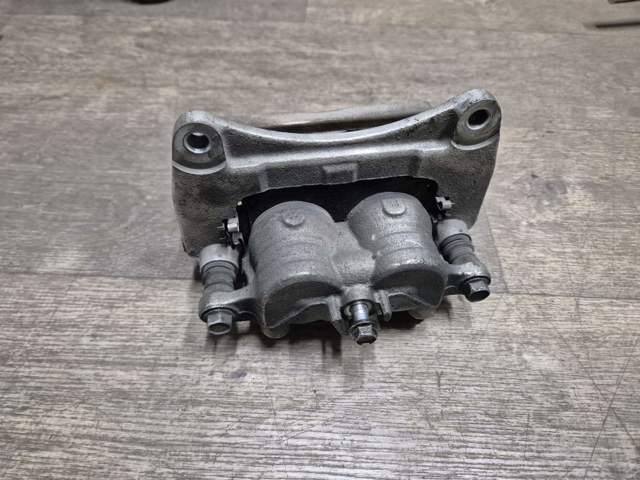 Супорт гальмівний, передній, правий 26292SJ001 SUBARU