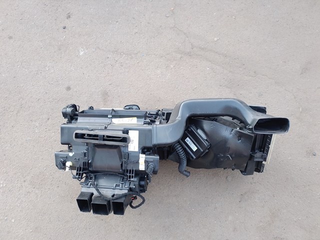 Корпус печі в зборі 4M0820356 VAG