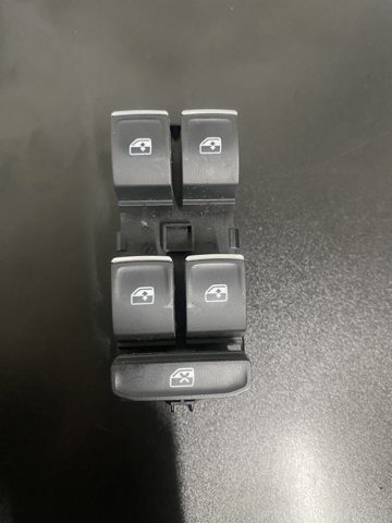 Кнопковий блок керування склопідіймачами передній лівий 5G0959857E VAG