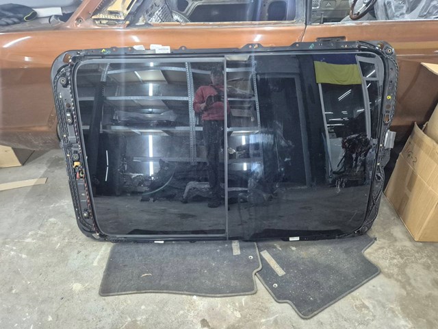 Кришка люка даху передня 5NN877055B VAG