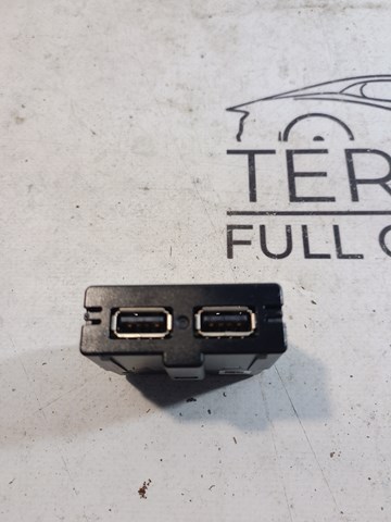 USB-розгалужувач 5Q0035726L VAG
