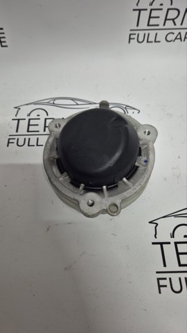 Подушка амортизатора переднього 8W0412377 VAG