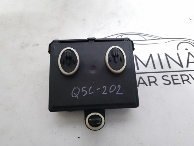 Блок комфорту задніх дверей 8W1959595D VAG