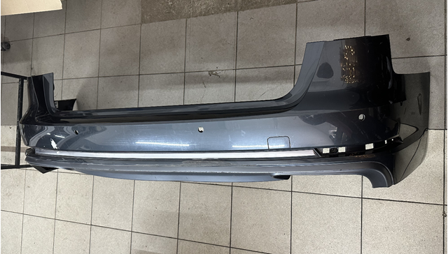 Буфер (бампер) задній 8W9807511M VAG