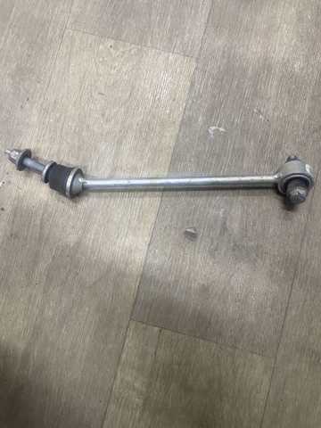 Стійка стабілізатора, переднього, права A1673200289 MERCEDES