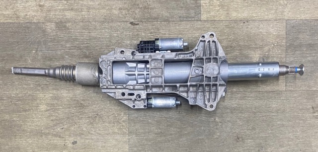 Рульова колонка A1674609100 MERCEDES
