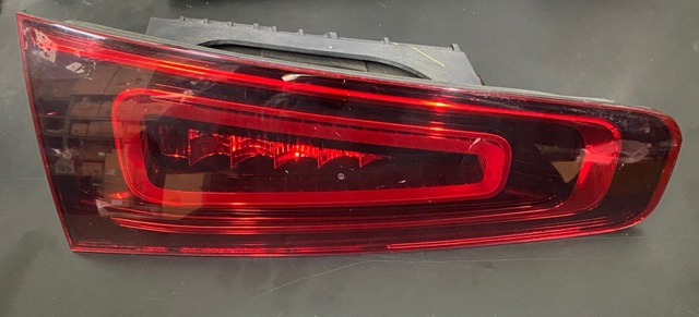 Ліхтар задній лівий, внутрішній A1679063507 MERCEDES