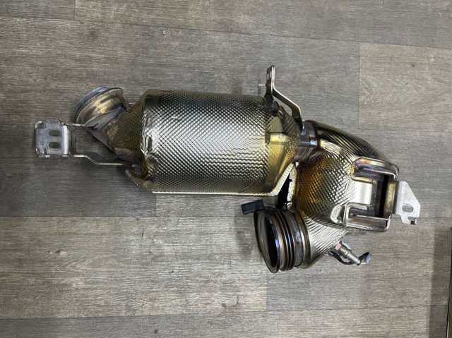 Перетворювач відпрацьованих газів A2561409900 MERCEDES
