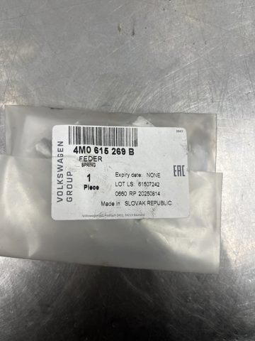 Комплект пружинок кріплення дискових колодок, передніх 4M0615269B VAG