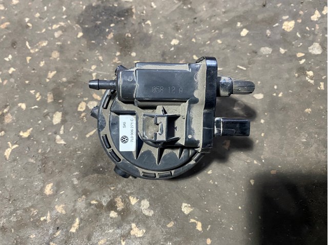 Насос діагностики течі в баку 7L0906271C VAG
