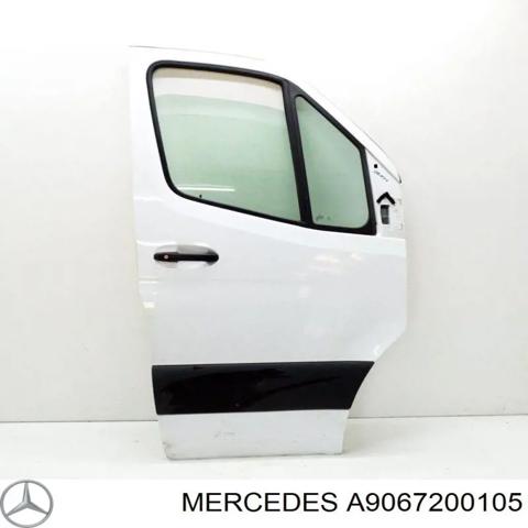 Пасажирські передні двері A9067200105 MERCEDES