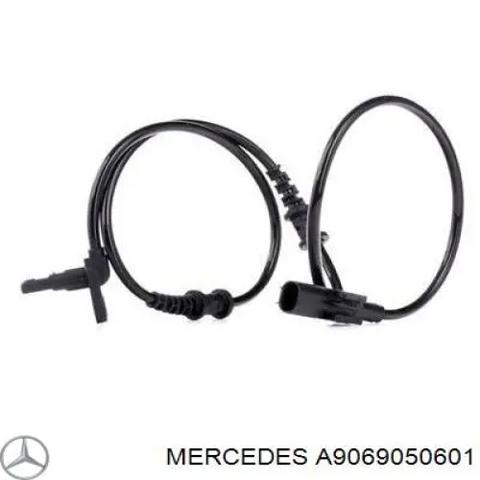 Датчик ABS передній A9069050601 MERCEDES