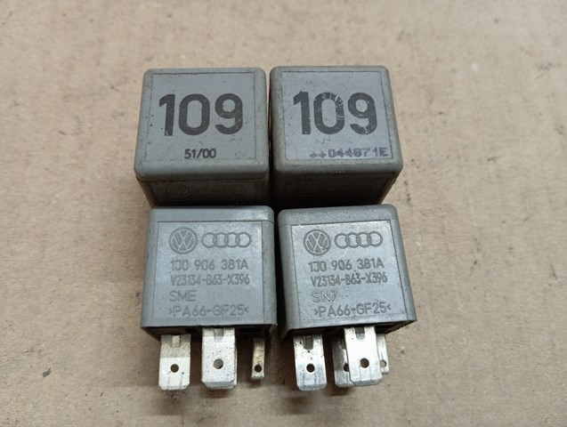 Реле паливного насоса 1J0906381A VAG