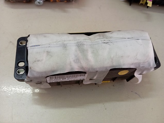 Установка подушки безпеки пасажира 3C0880204C VAG