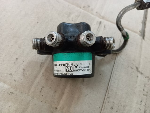 Паливна рампа 8200584034 RENAULT