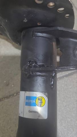 Амортизатор передньої підвіски 22322357 BILSTEIN