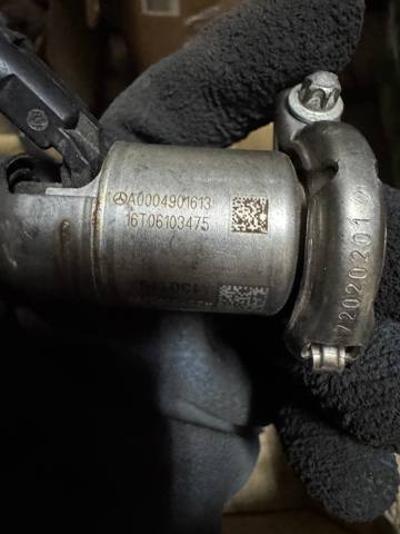 Форсунка вприскування AD BLUE A0004901613 MERCEDES