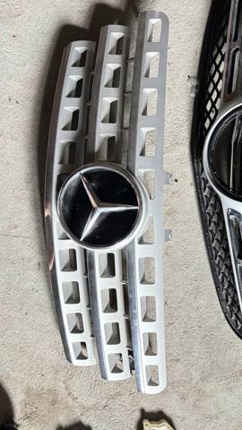Решітка A1648801985 MERCEDES
