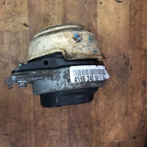 Права опора двигуна A1662405917 MERCEDES