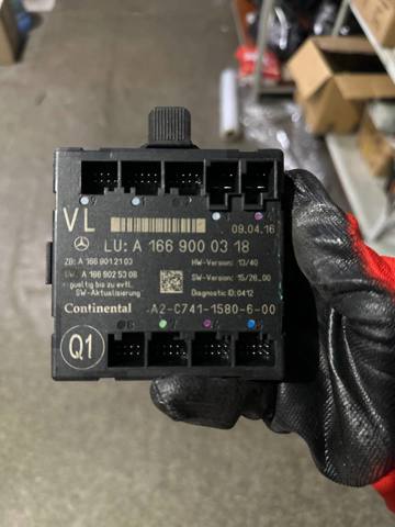 Блок комфорту передніх дверей A1669000318 MERCEDES