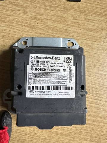 Блок управління airbag A1669001609 MERCEDES