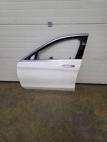Дверь передня ліва A2057200105 MERCEDES