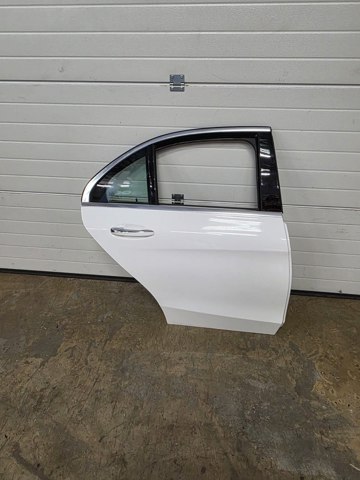 Двері задні, праві A2057300205 MERCEDES
