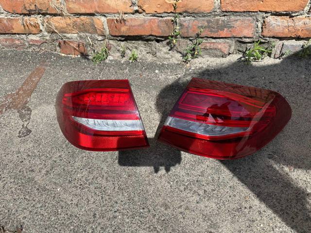 Ліхтар задній правий A2059060303 MERCEDES