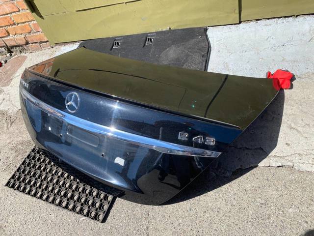 Кришка багажника кузова A2137500075 MERCEDES