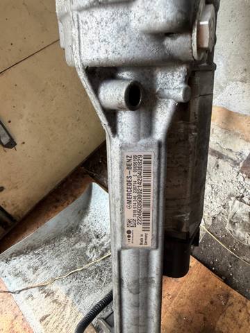Рульова рейка A2224603500 MERCEDES