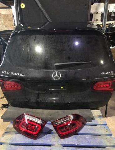 П'яті двері A2537400305 MERCEDES