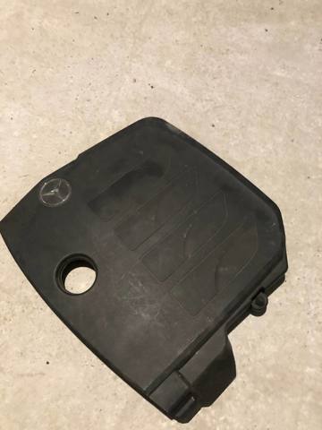 Кришка двигуна декоративна A2640102400 MERCEDES