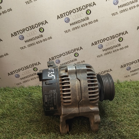 Генератор автомобільний 0123320018 VAG