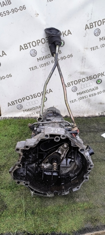 Коробка передач в зборі з головною передачею і диференціалом 01E300047F VAG