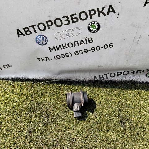 Датчик масової витрати повітря 0281002531 VAG