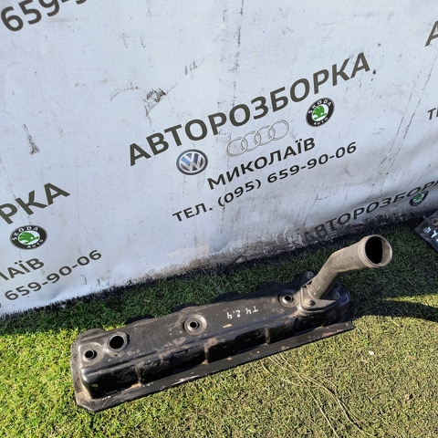 Кришка клапанна 028103469B VAG