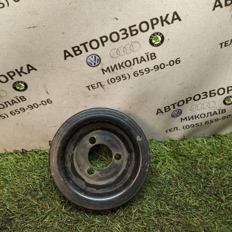 Шків водяної помпи 028121031K VAG